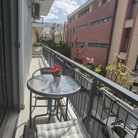 House Dimitris & Vicky Apartment Athens Luaran gambar